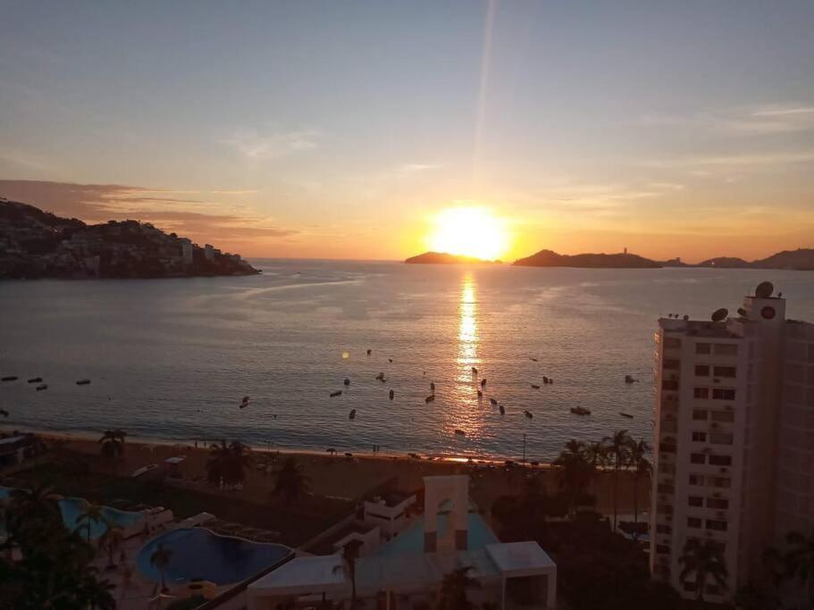 Departamento En Acapulco Con Inmejorable Vista Apartment Luaran gambar
